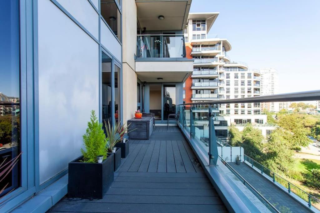 Thames View Apartment, Imperial Wharf Лондон Экстерьер фото